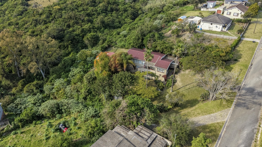 3 Bedroom Property for Sale in Summerpride Eastern Cape
